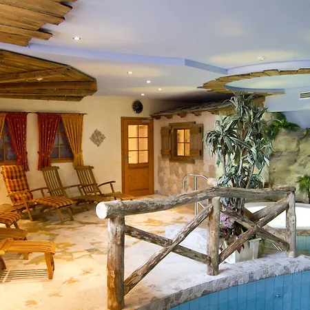 堡格希图比疗养酒店 酒店